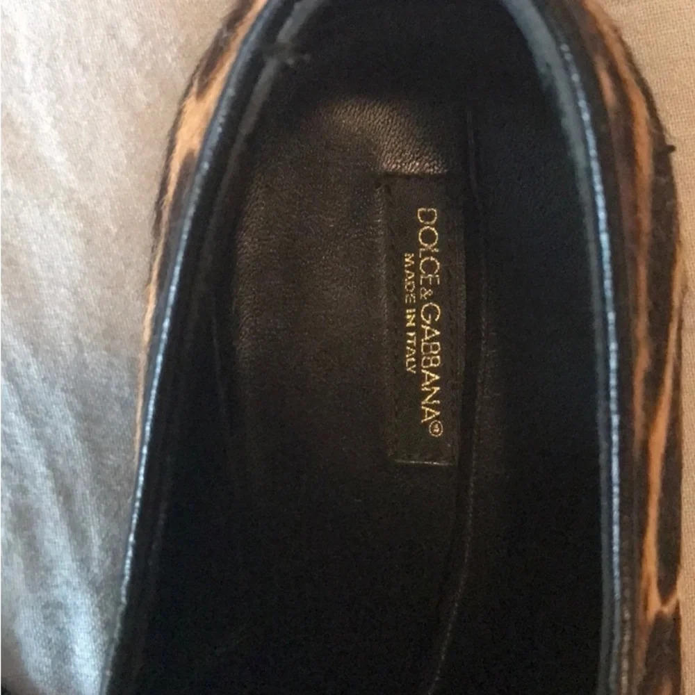 ๐ Dolce & Gabbana Exclusive: Leopard-Print Calf Hair Derby Shoes ๐ - Picture 2 of 5